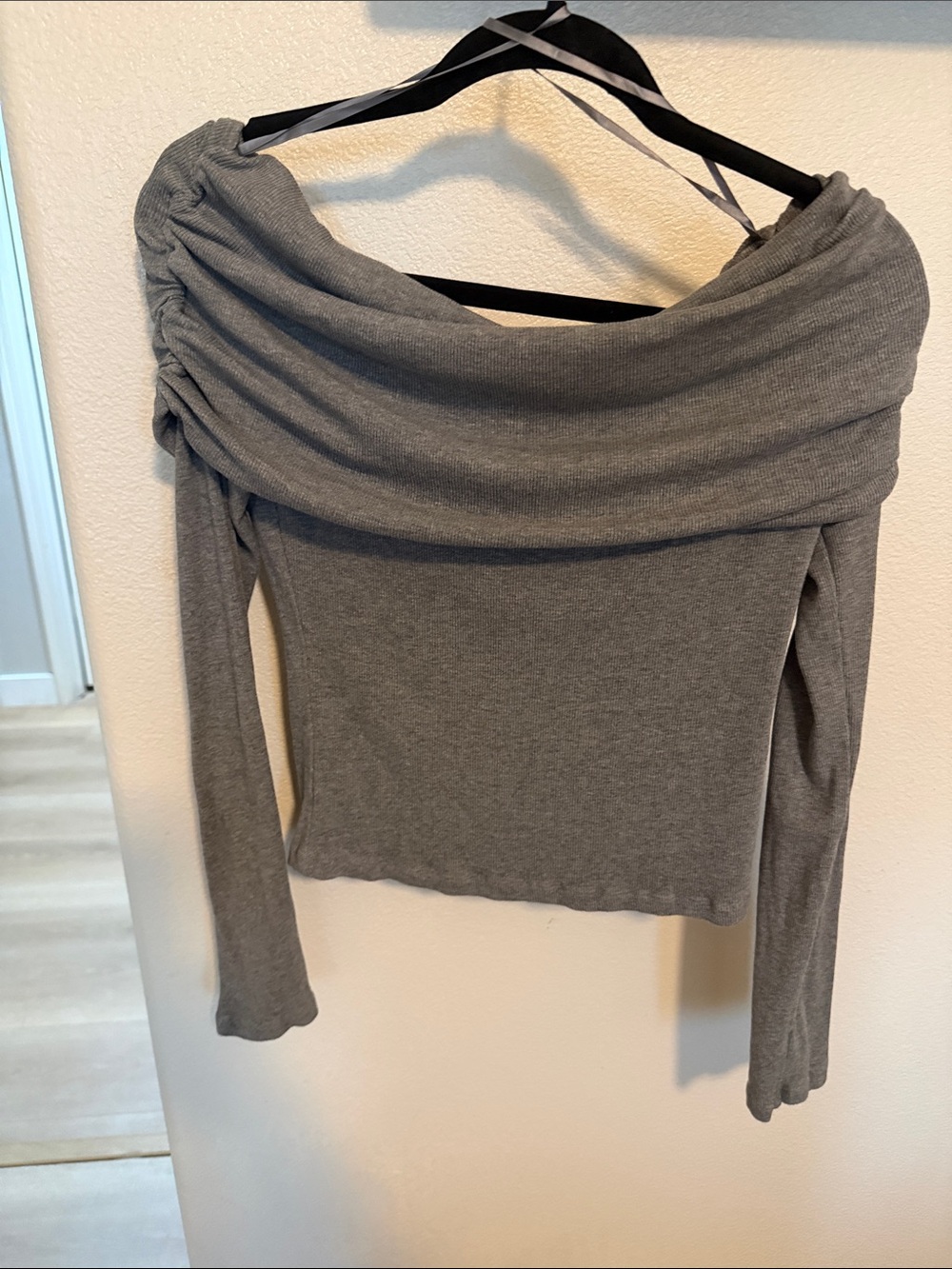 MELLODAY Grey Off-Shoulder Long Sleeve Top